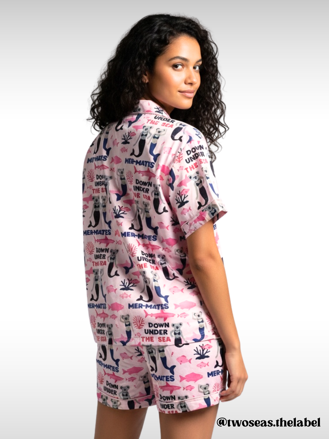 Down Under the Sea Fitted Set